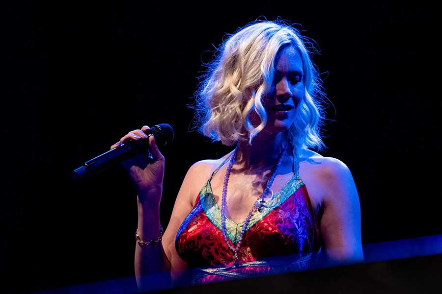 Joss Stone 2021 Konzertkritik Wien Arena